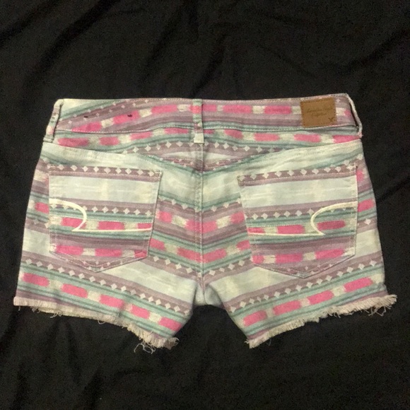 American Eagle Shorts - Picture 3 of 5